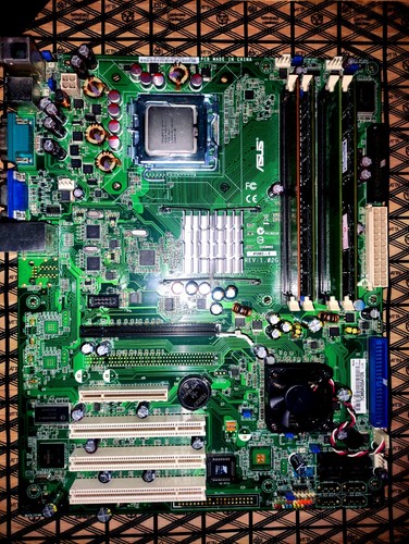 Asus p5m2 lga775 i3000 - lga775,